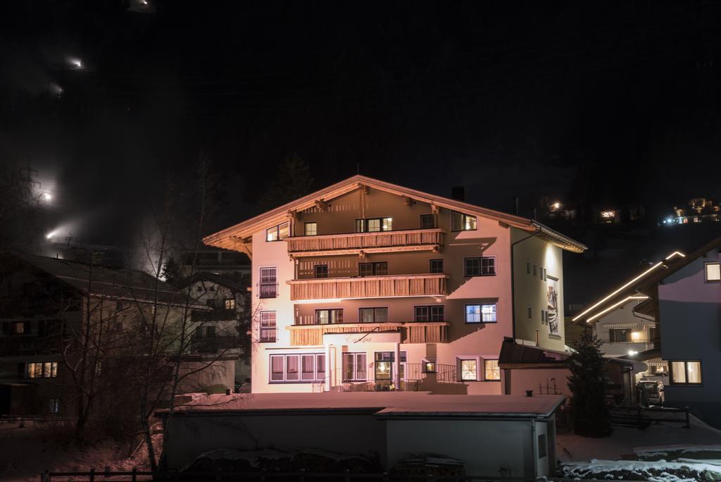 Hotel Garni Europa Sankt Anton am Arlberg Buitenkant foto