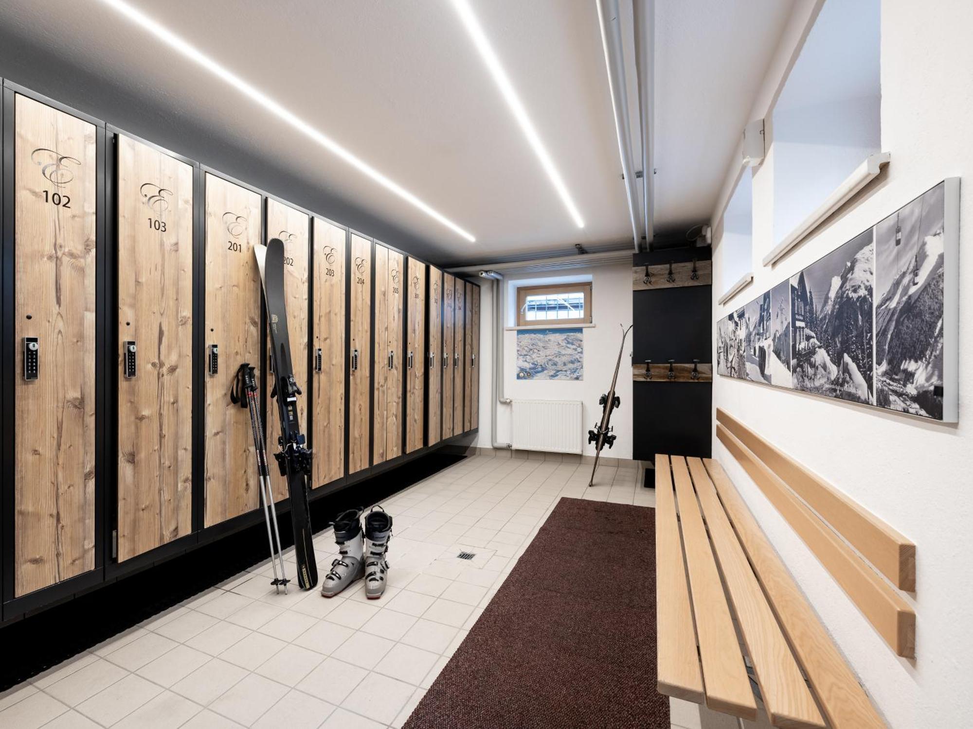 Hotel Garni Europa Sankt Anton am Arlberg Buitenkant foto