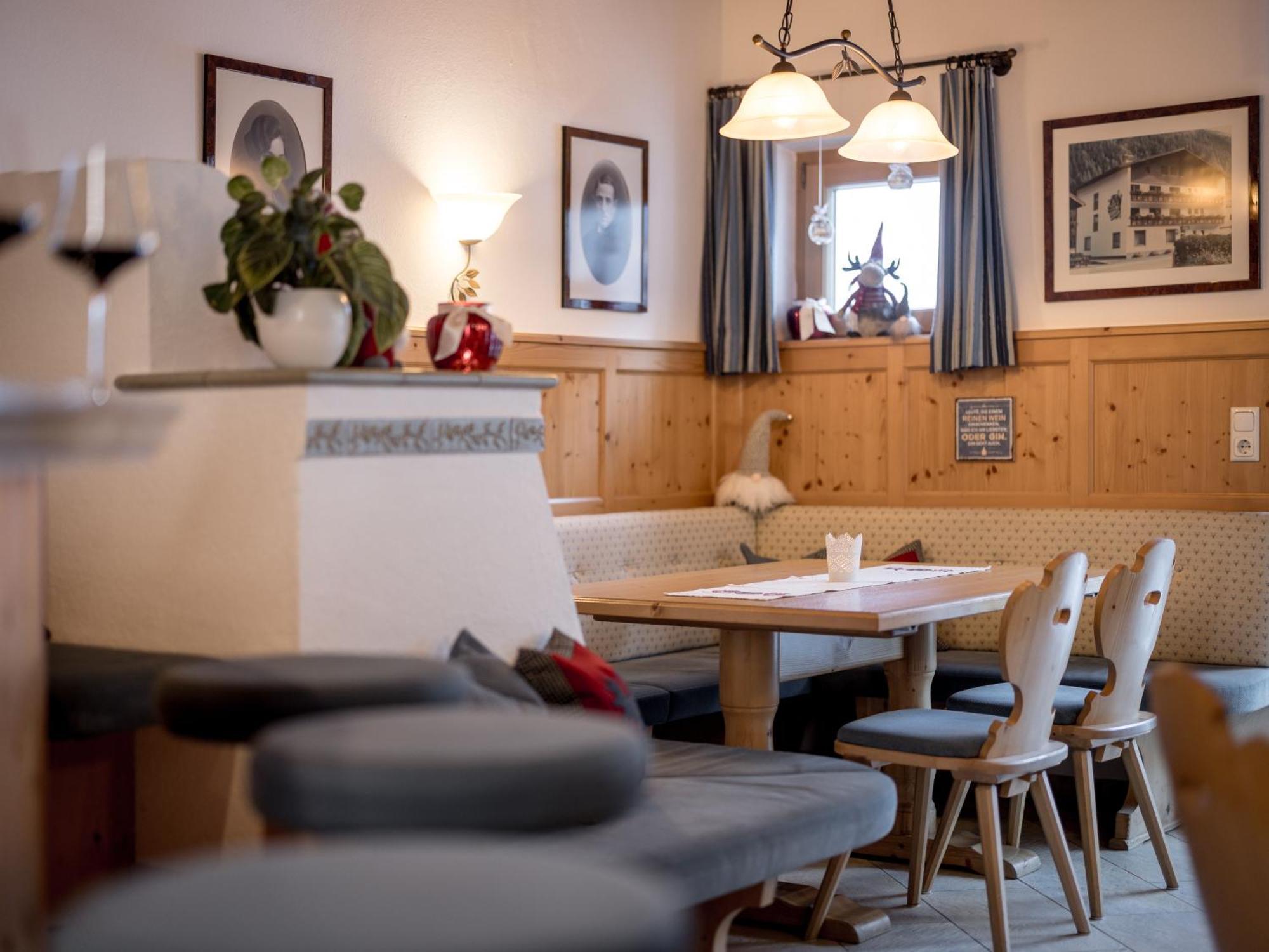 Hotel Garni Europa Sankt Anton am Arlberg Buitenkant foto